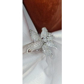 Каблучка із білого золота з діамантами 2,028 ct